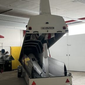 Flugzeuge unterhalten